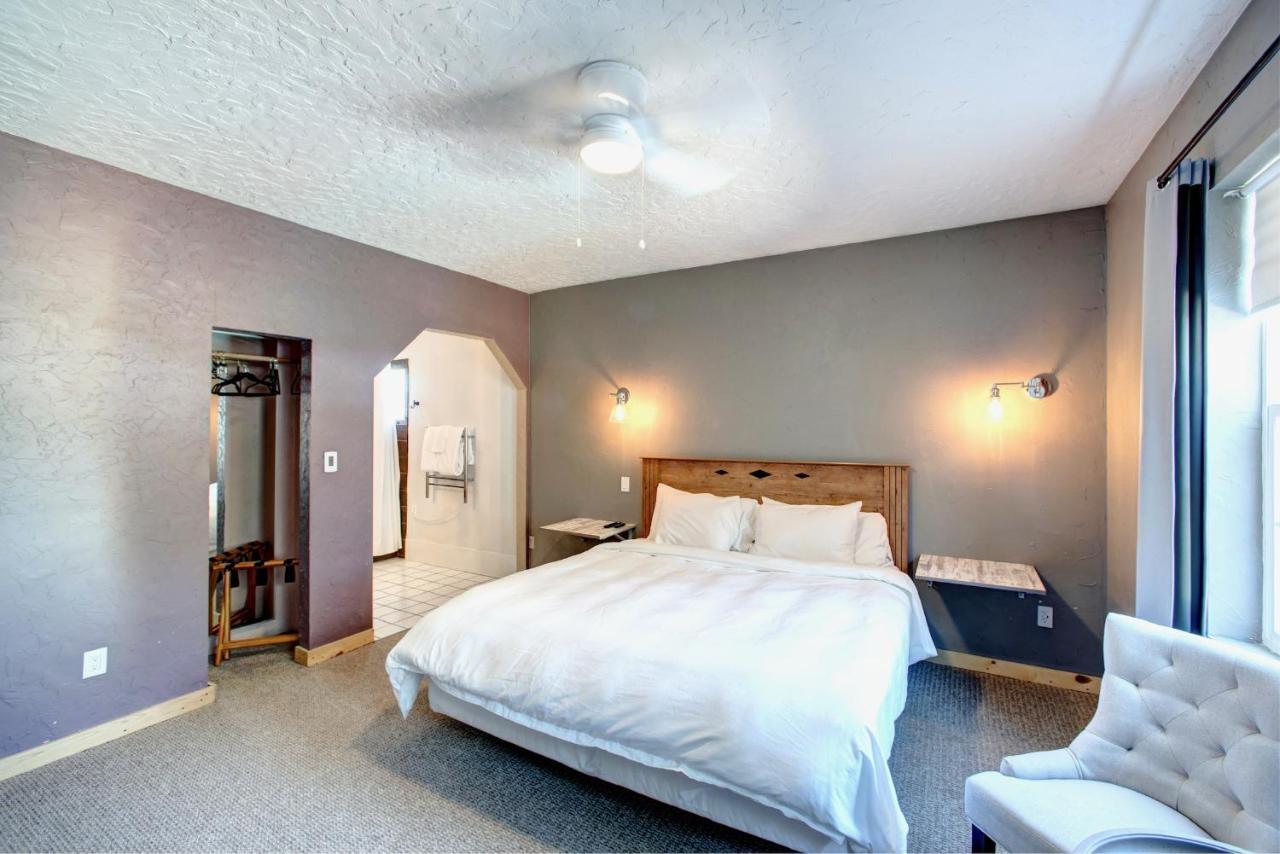 Eagle'S Landing Lodge Custer Pokoj fotografie